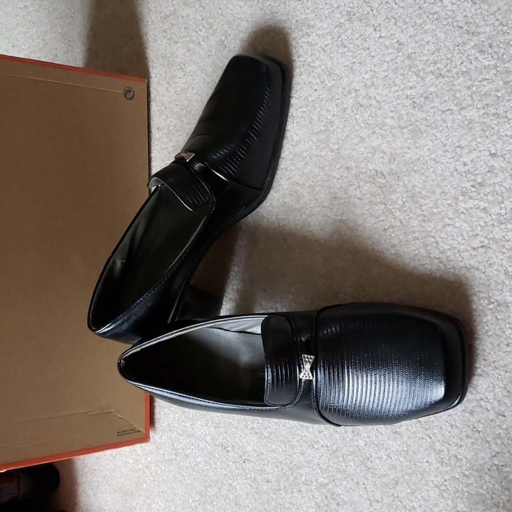 GUC Black Block Heel Loafer Pumps, Size 8.5